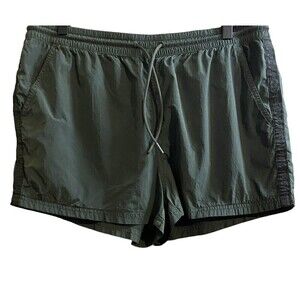 Athleta Active Expedition Shorts Army Green Size 10 Pockets Breathable R…